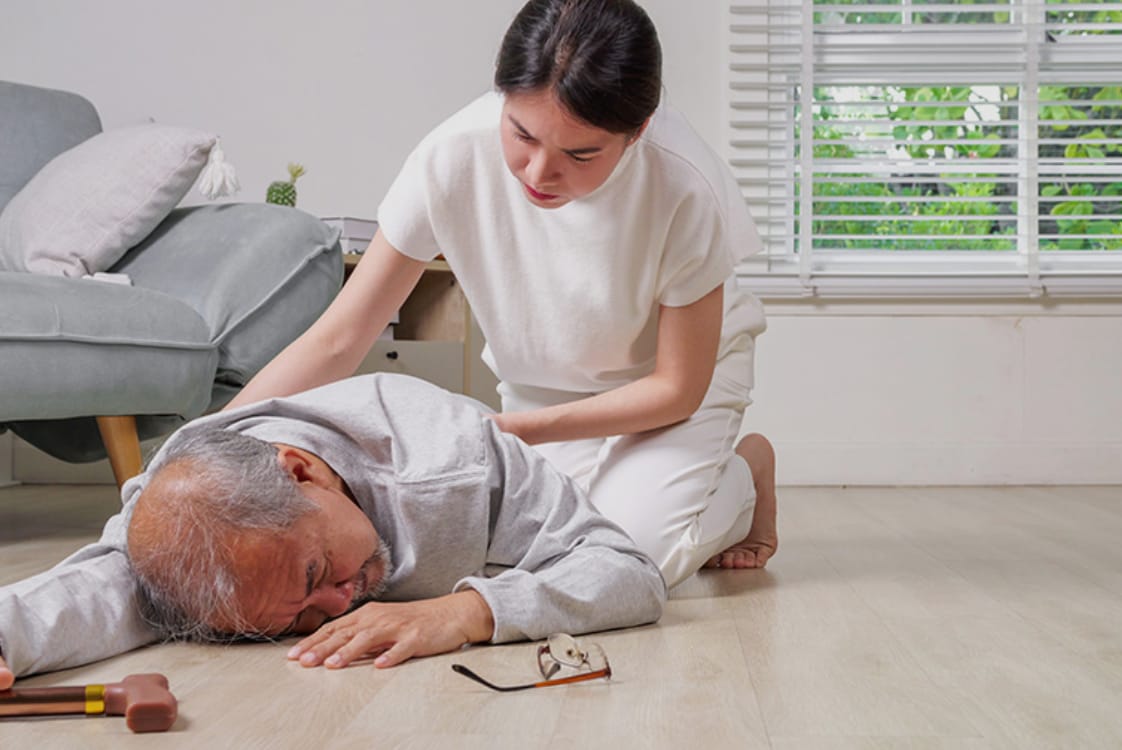 What To Do When a Loved One Falls: A Step-by-Step Guide for Families